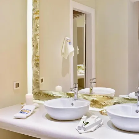 Room In Bb - Saint John Hotel Villas Spa - Villa Amalia With Private Pool Five-Bedroom Vil Gasthof Agios Ioannis Diakoftis